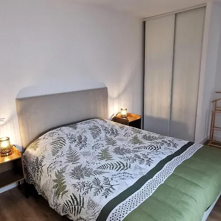 La Petite Marine A 150m De La *