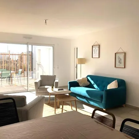 La Petite Marine A 150m De La